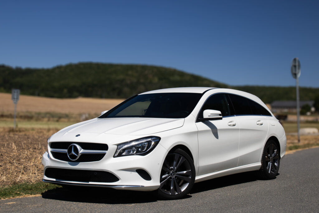 Mercedes-Benz CLA 180