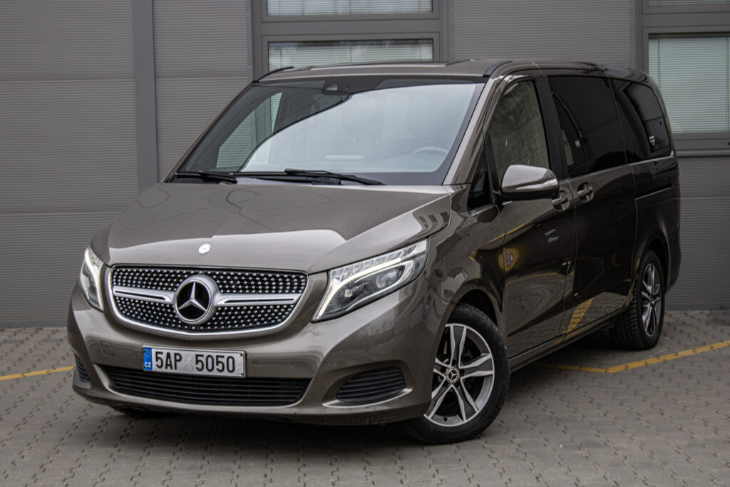 Mercedes-Benz V220 2.2 CDI