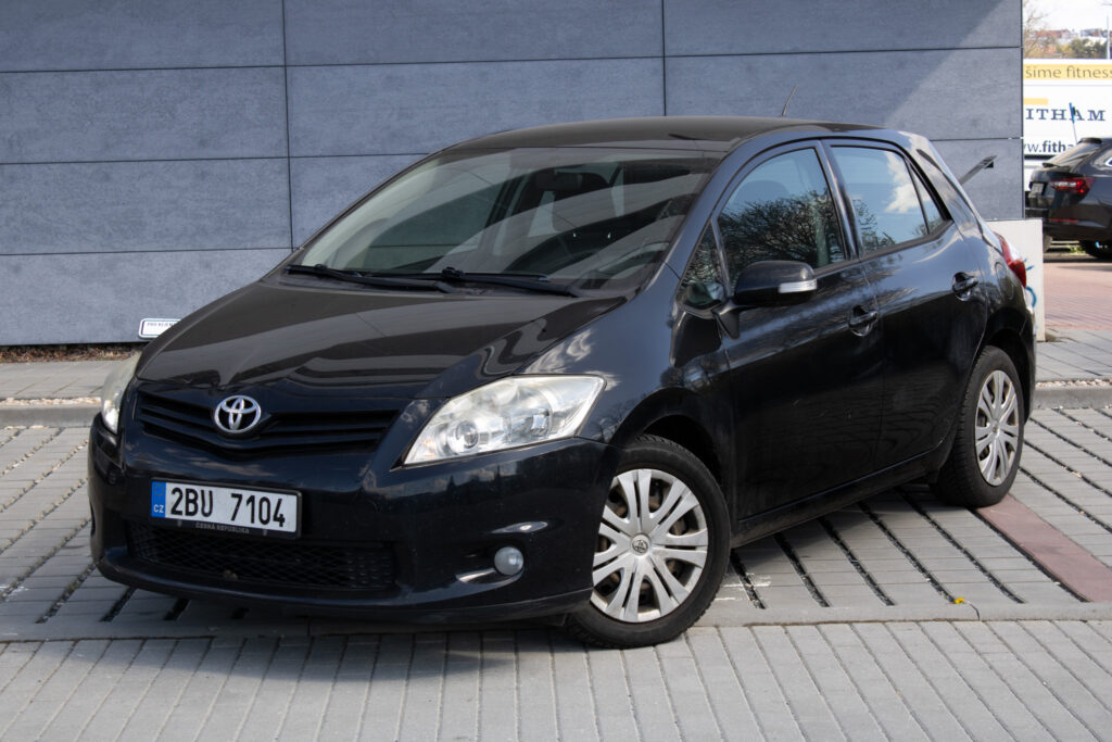 Toyota Auris 1.6 VVT-i 2011