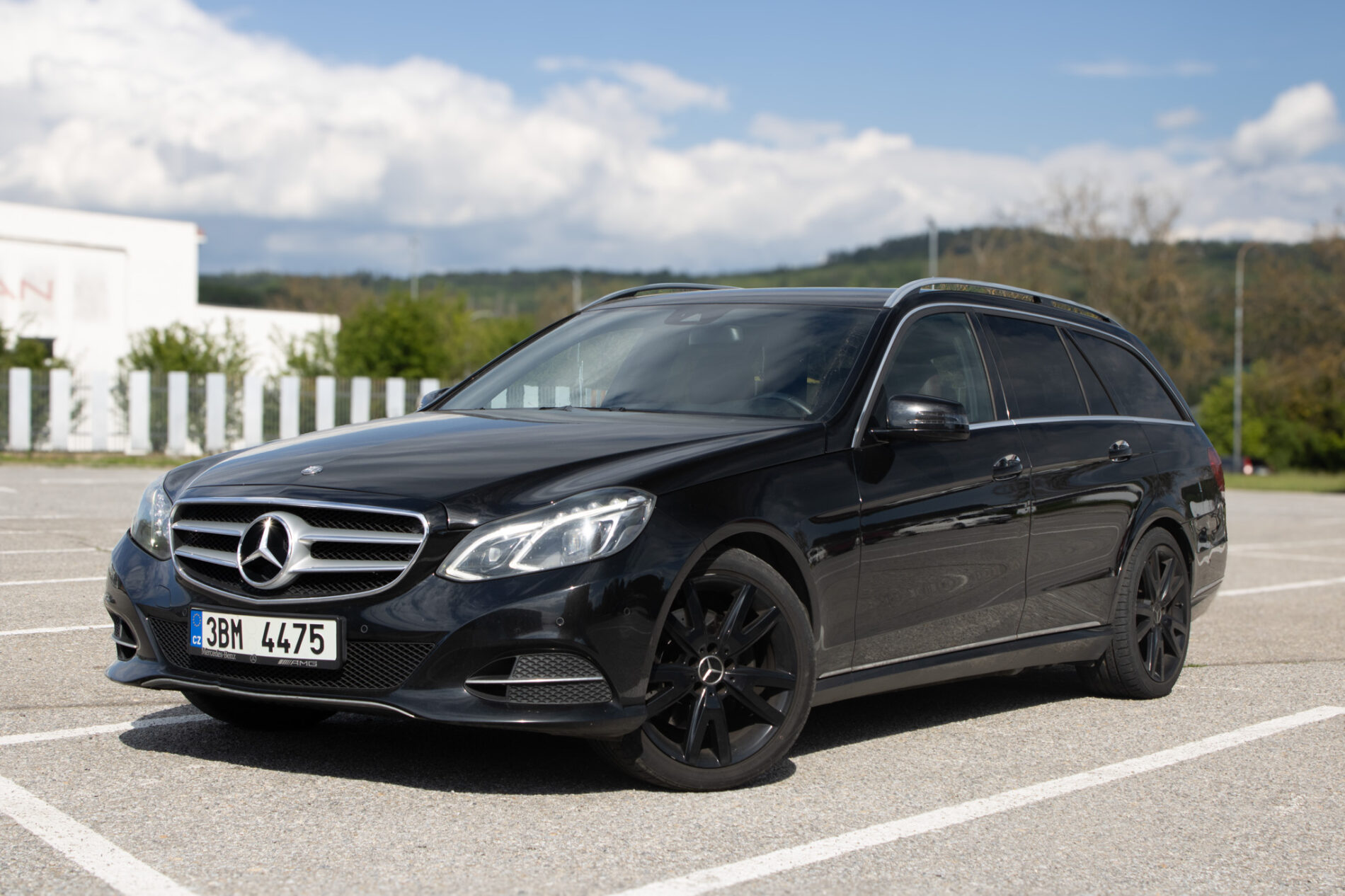 Mercedes-Benz E 220