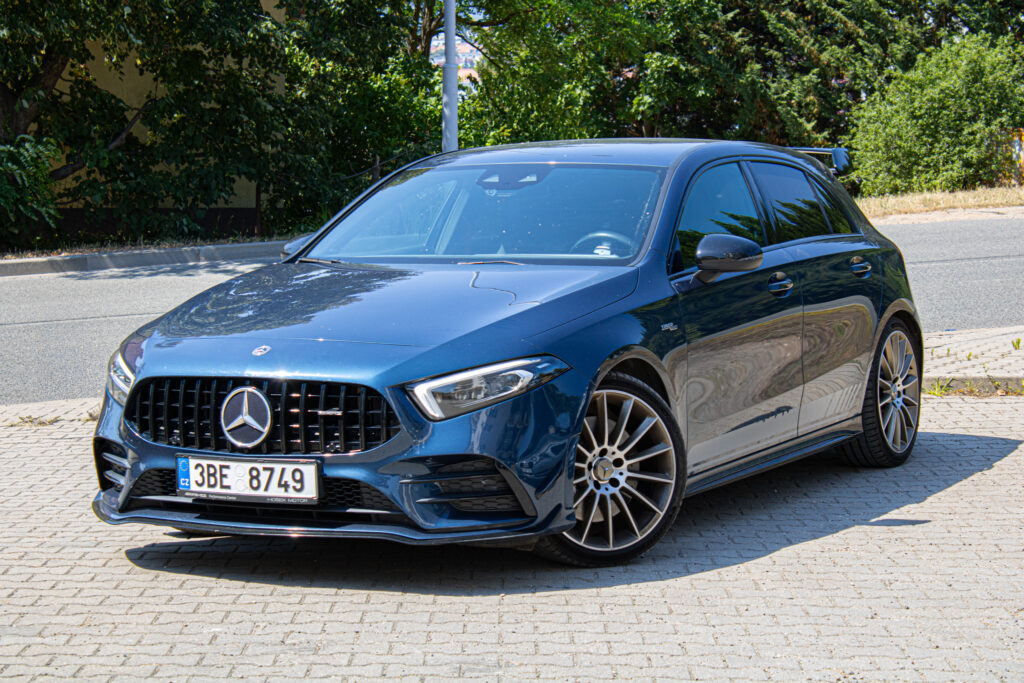 Mercedes-Benz A 35 AMG