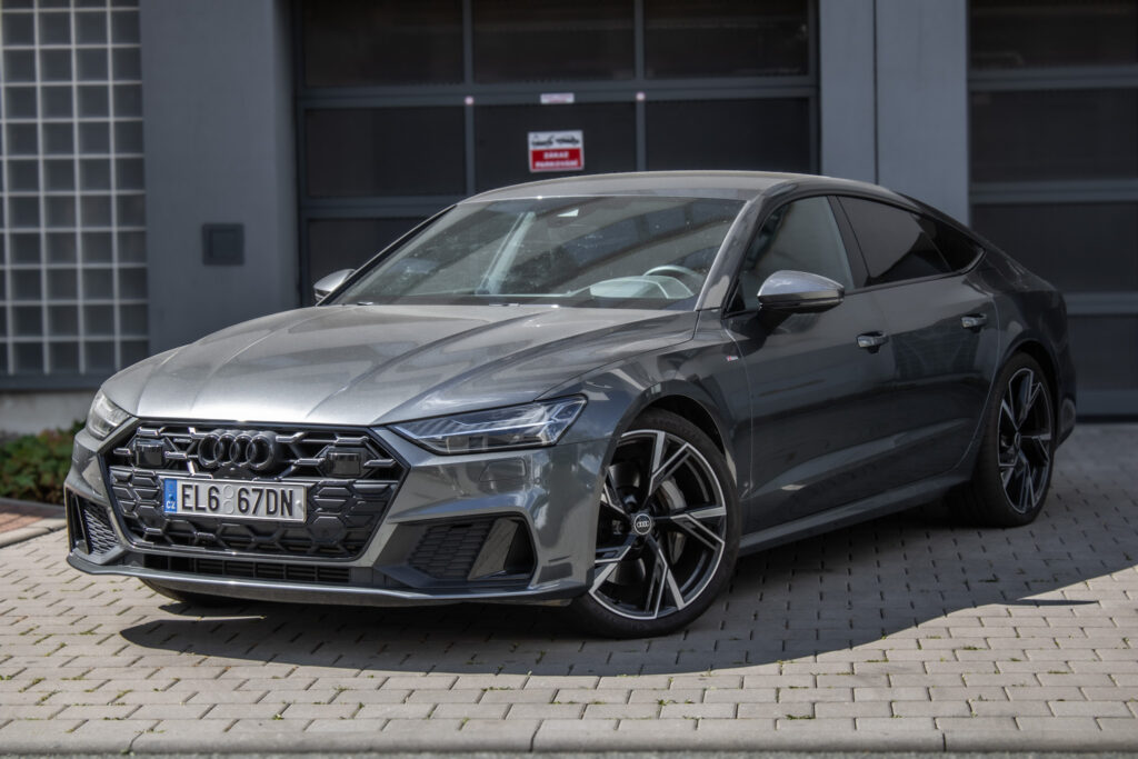 Audi A7 S-Line 50TFSIe 220kW / AJ NA SPLÁTKY / PROTIÚČET
