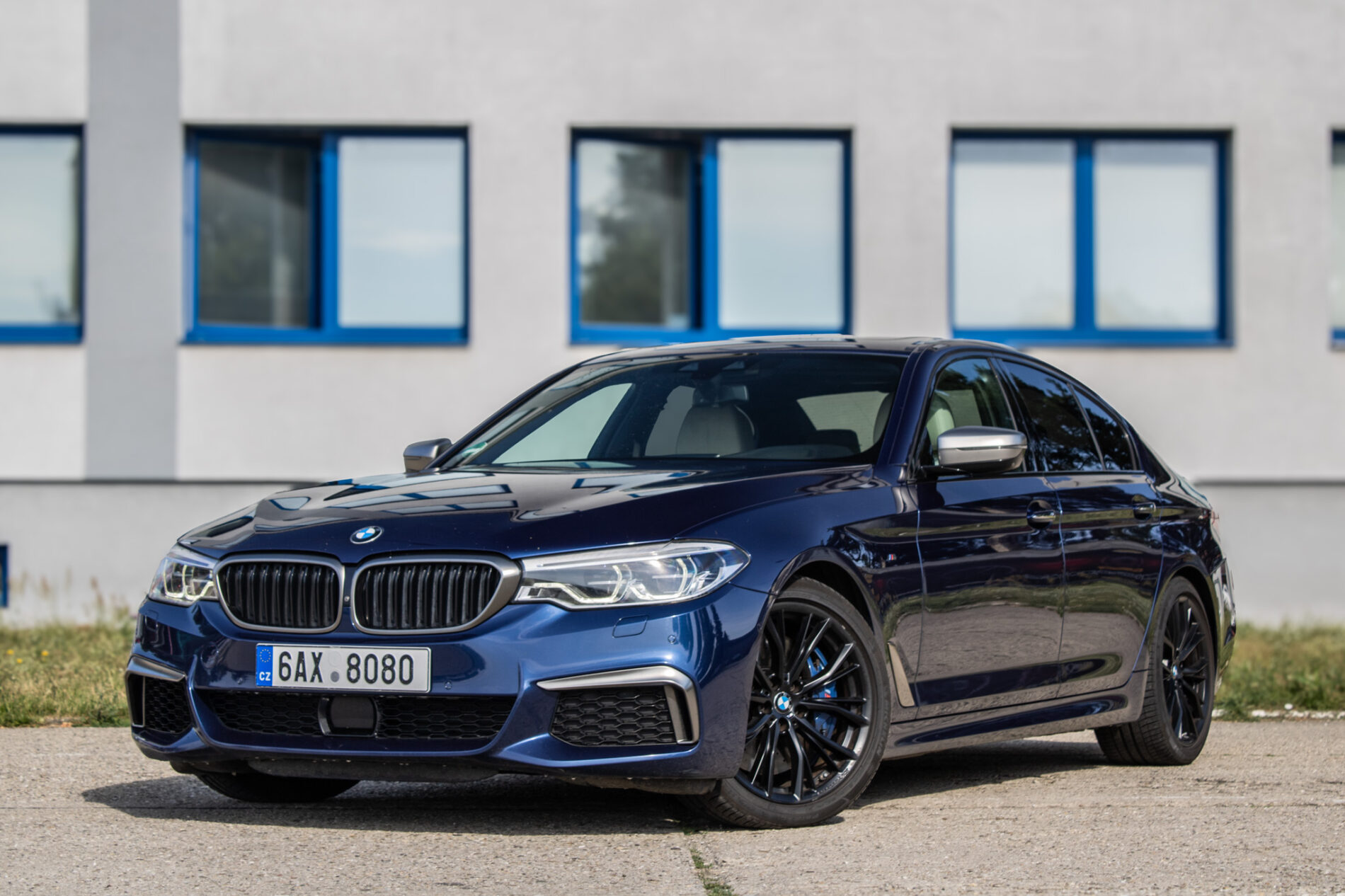 BMW Řada 5 M550i G30 M-Sport / AJ NA SPLÁTKY / PROTIÚČET