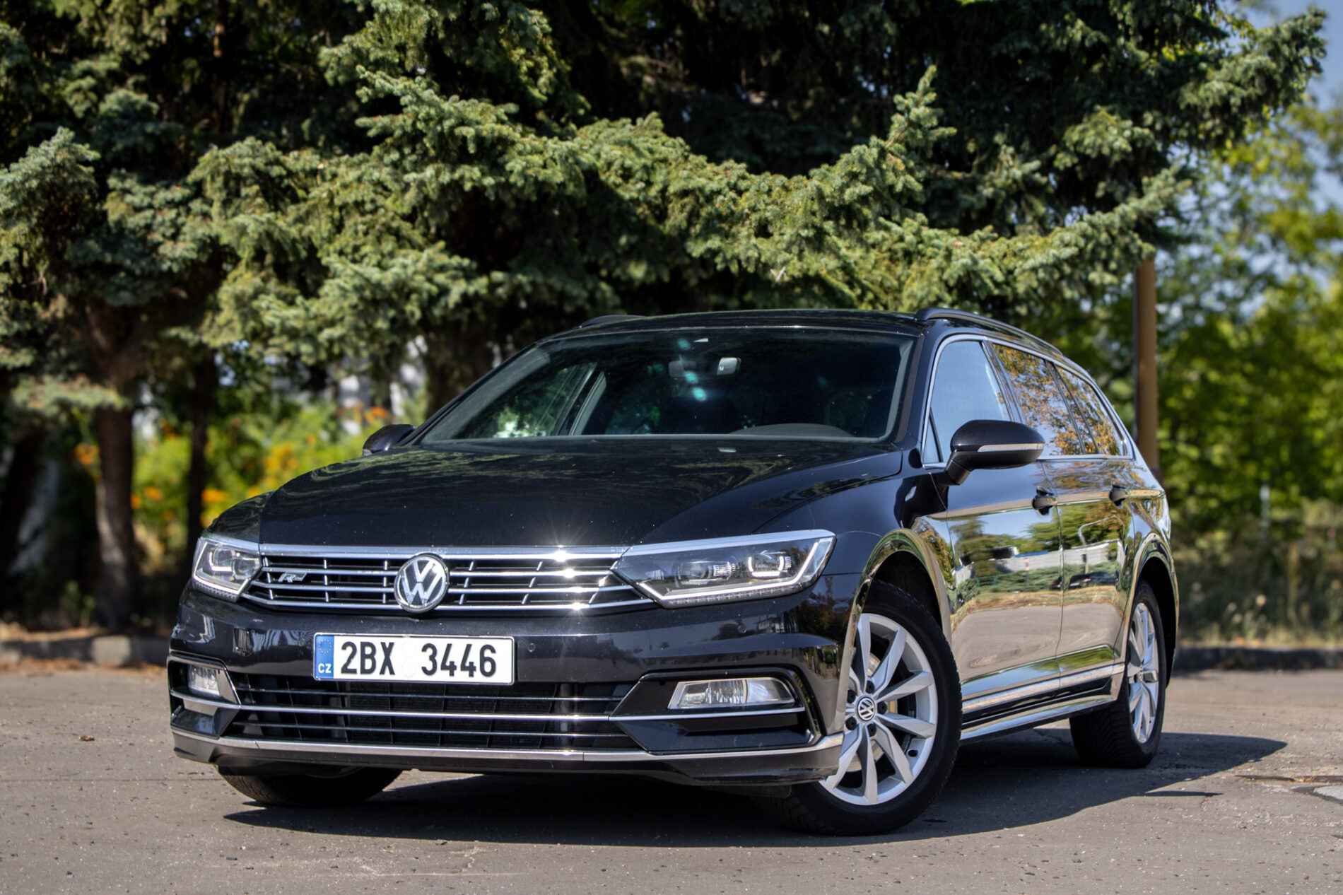 Volkswagen Passat 2.0 TDI DSG R-Line / 110kW / A7