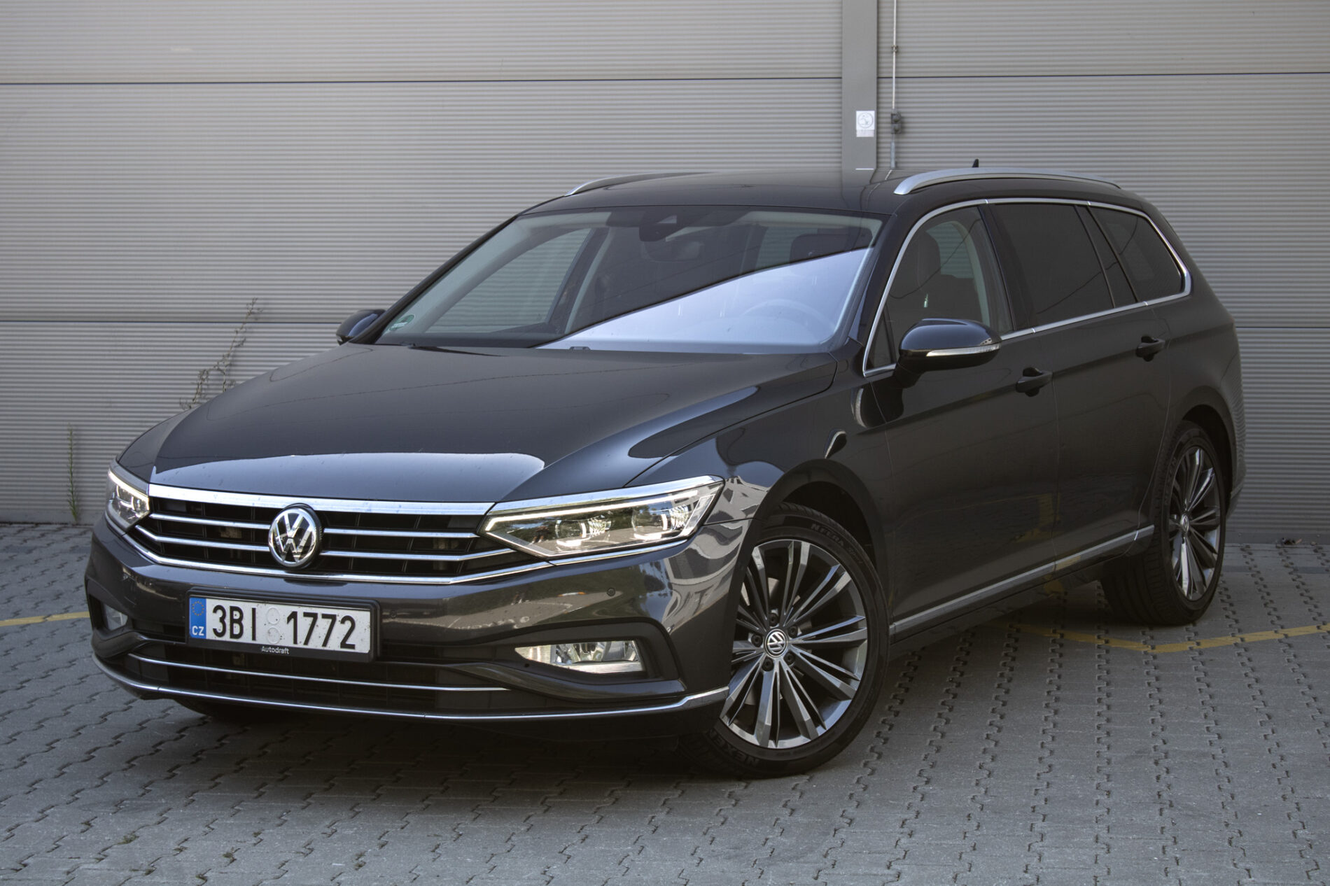 Volkswagen Passat 2.0 TDI DSG / 110kW / A7