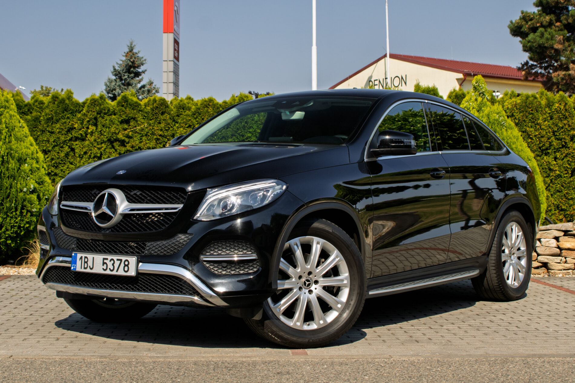 Mercedes-Benz GLE 400 4MATIC / 245kW