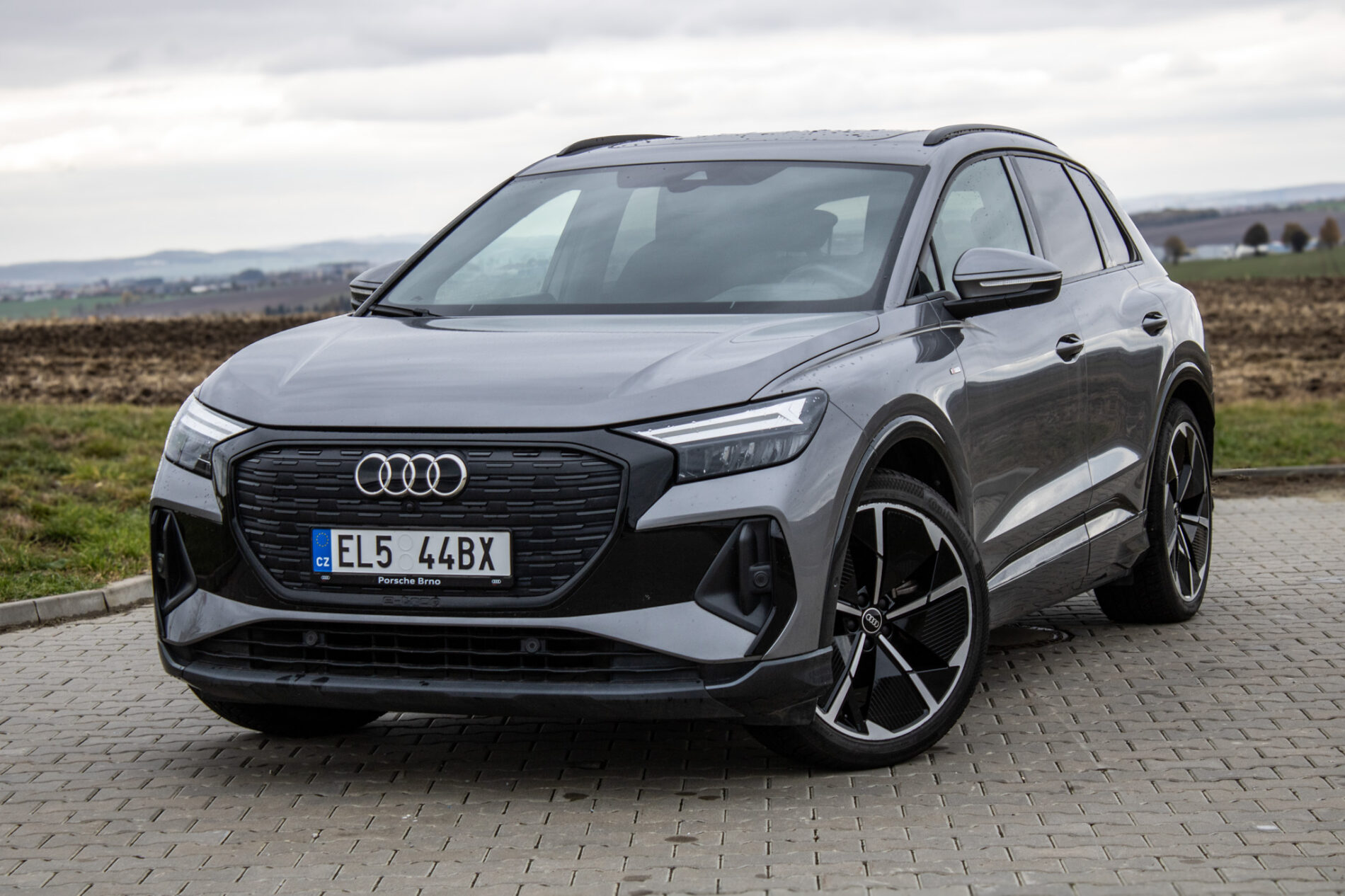Audi Q4 35 e-tron S-Line AT/8 125kW 2022