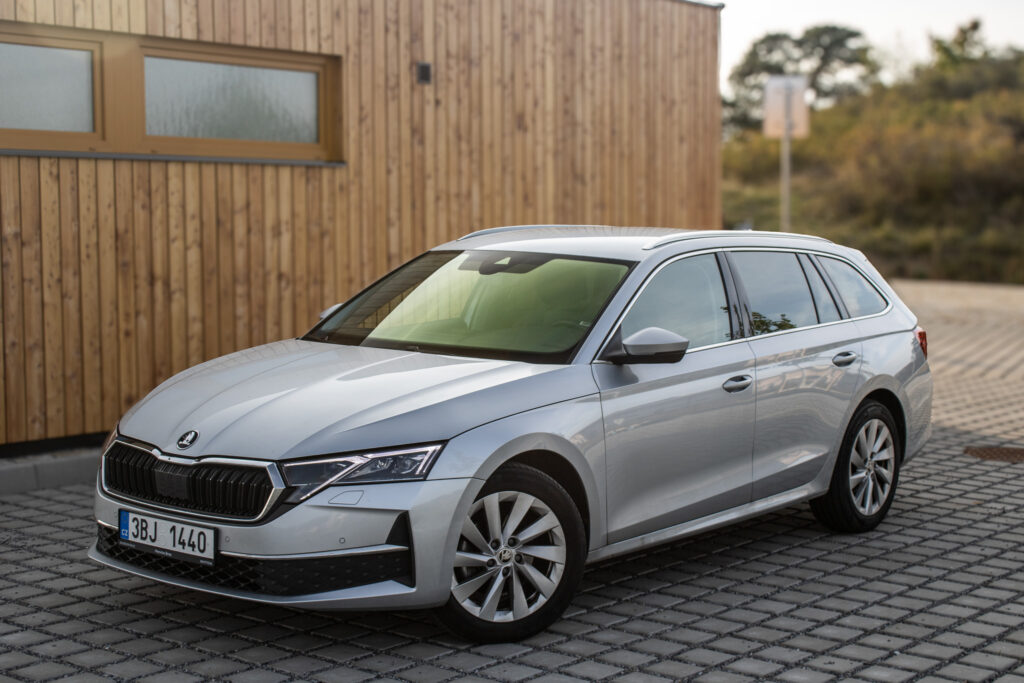 Škoda Octavia Combi 4 2024 110kW